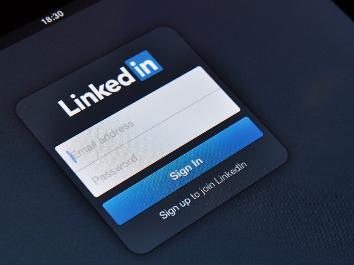 Bad User Experience on LinkedIn's Log In Screen - Lieder Digital